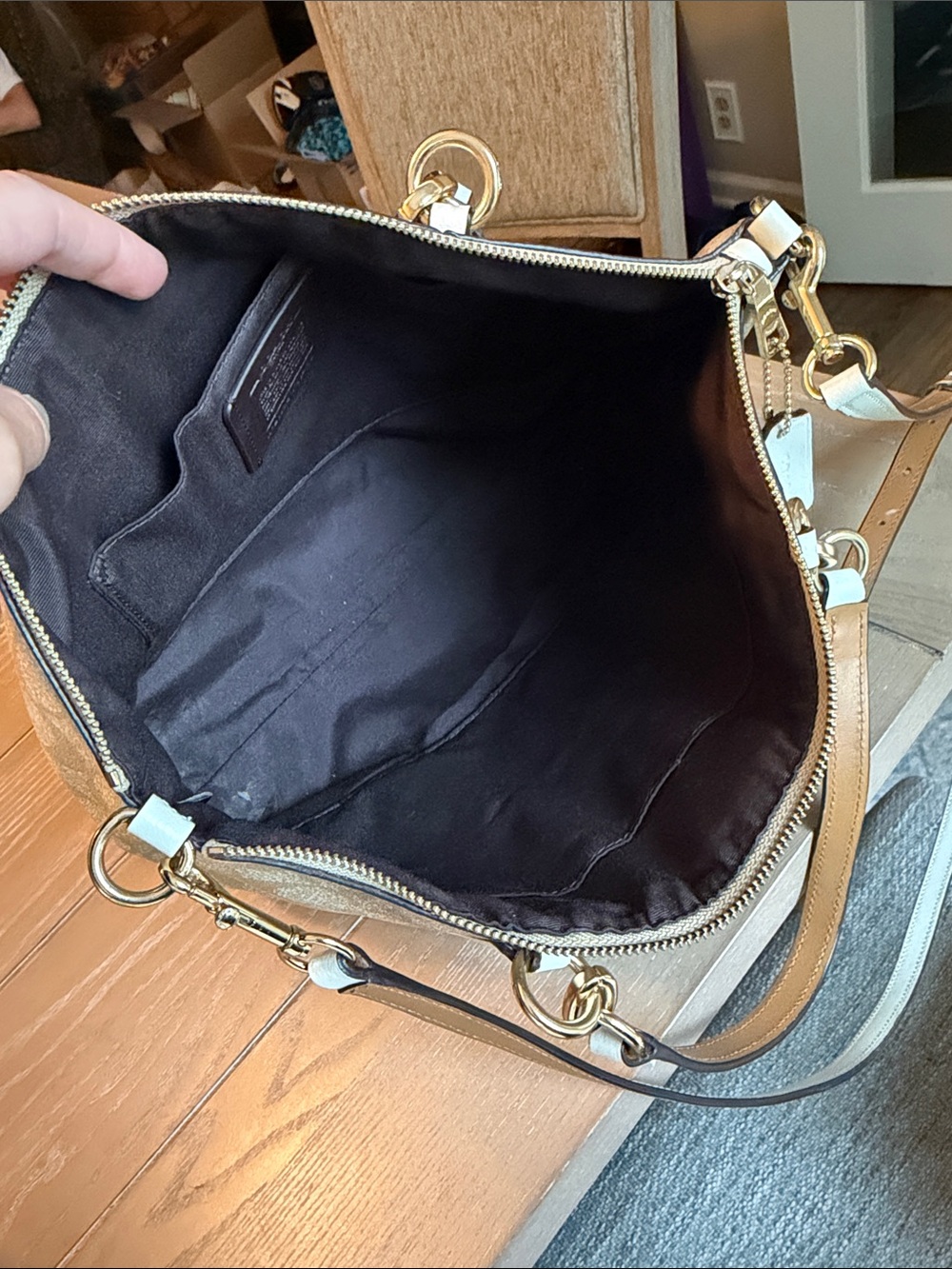 Coach Purse - Picture 5 of 11